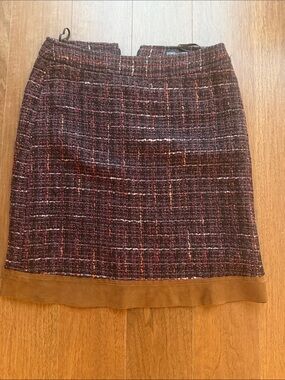 Dolce & Gabbana Plum Tweed Pencil Skirt with Tan Hem